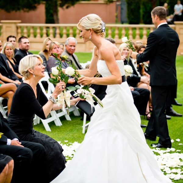 Honoring parents in wedding ceremony